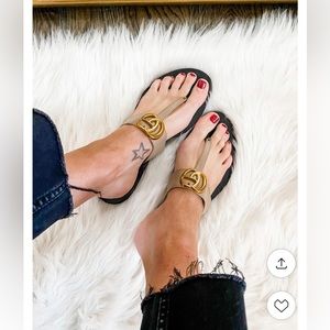 Brielle tan kellParker sandals. Look a like to Gucci. Good condition